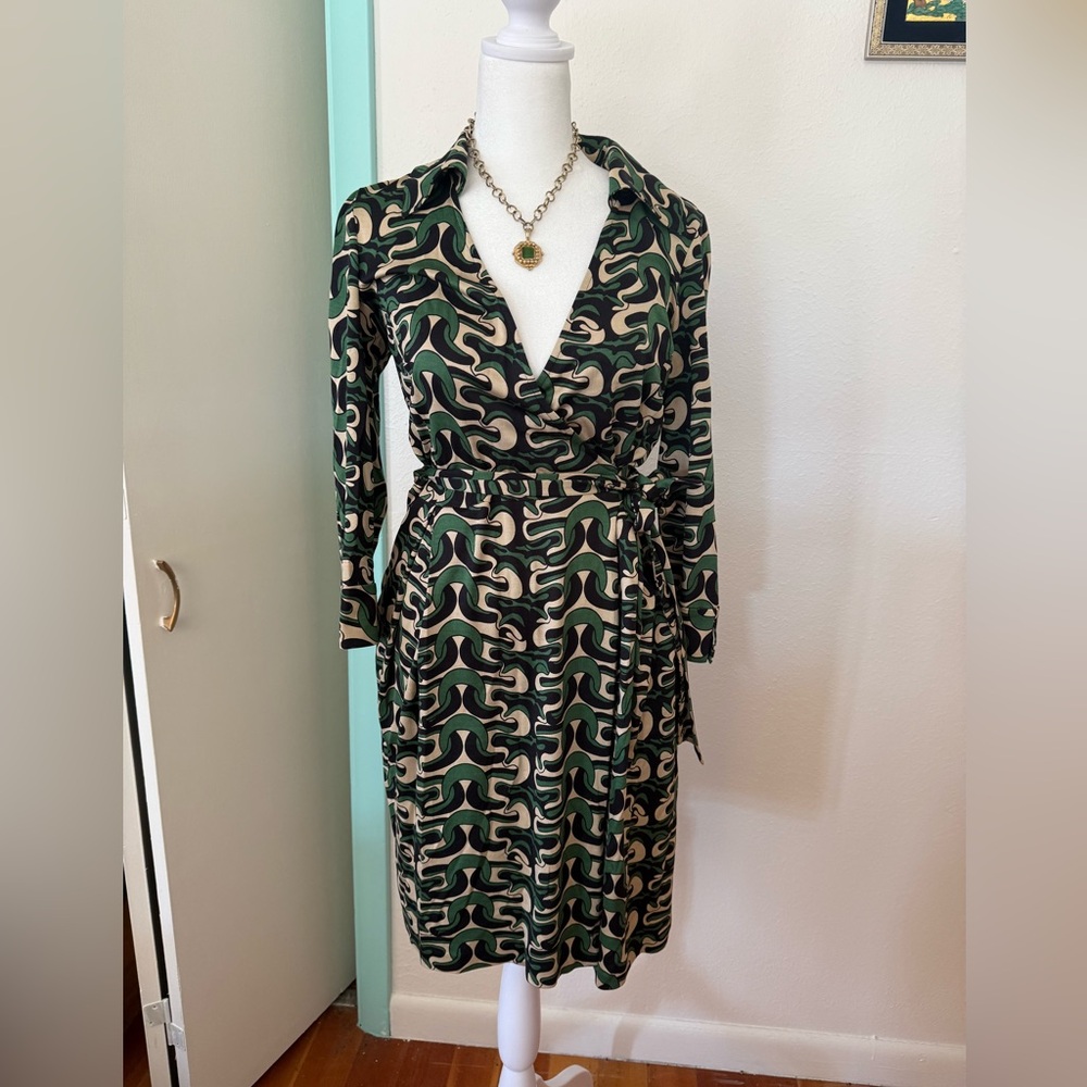 Diane von Furstenberg DVF Silk Wrap Dress